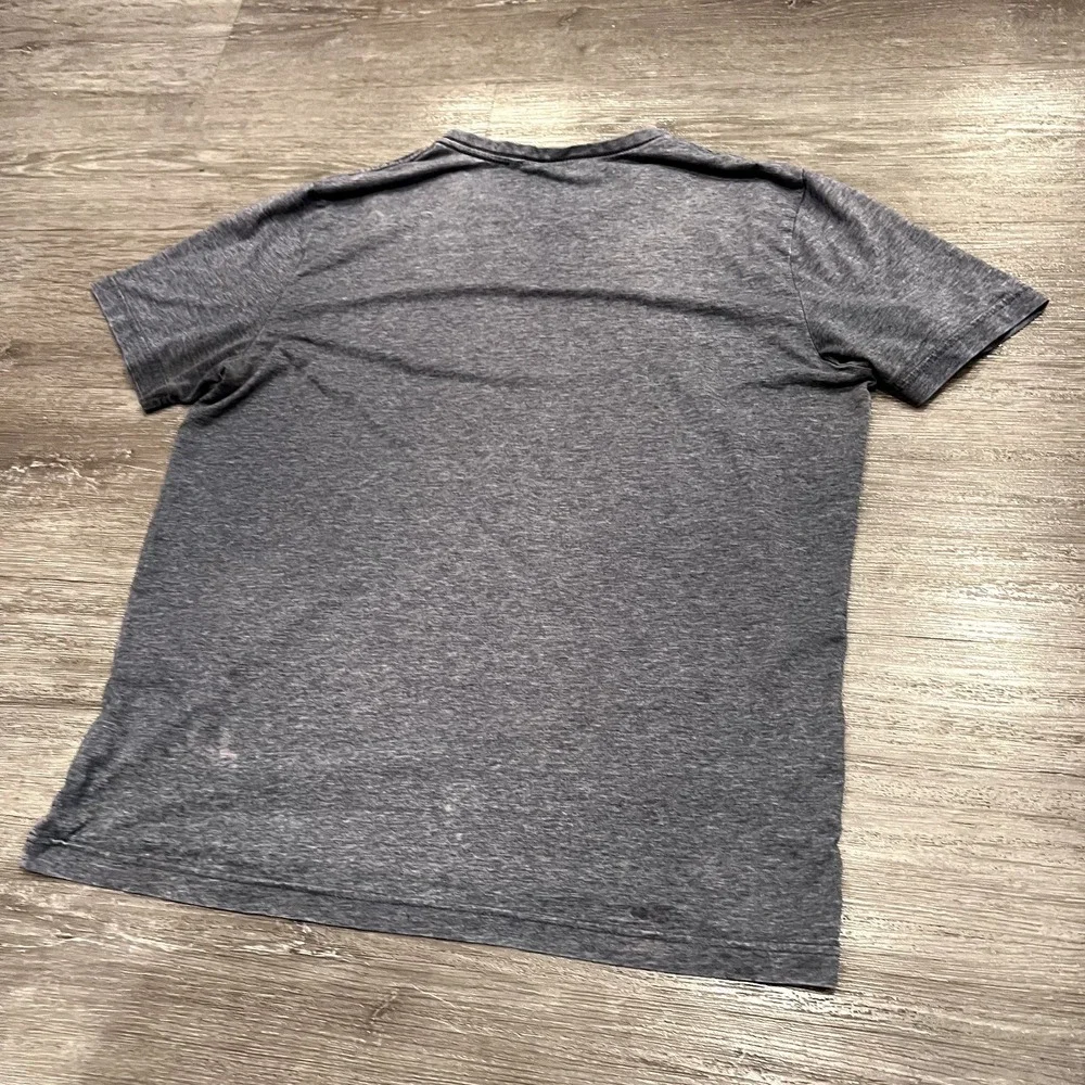 Puma Shirt Mens Large Gray Red Spell Out Logo Athletic‎ Tee Lightweight